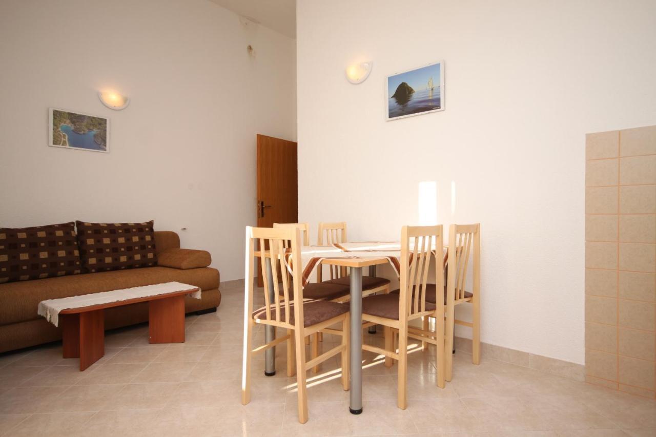 Apartments With A Parking Space Seget Vranjica, Trogir - 8507 Экстерьер фото