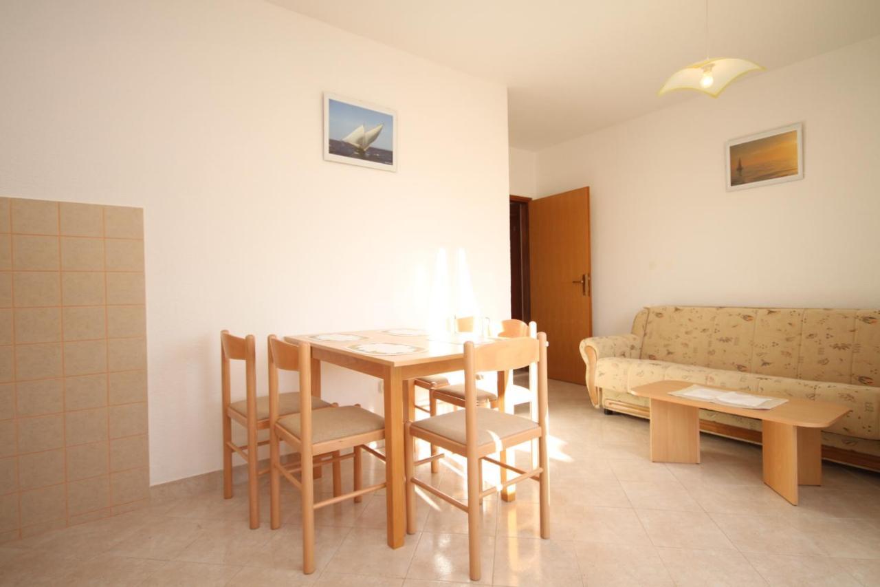 Apartments With A Parking Space Seget Vranjica, Trogir - 8507 Экстерьер фото