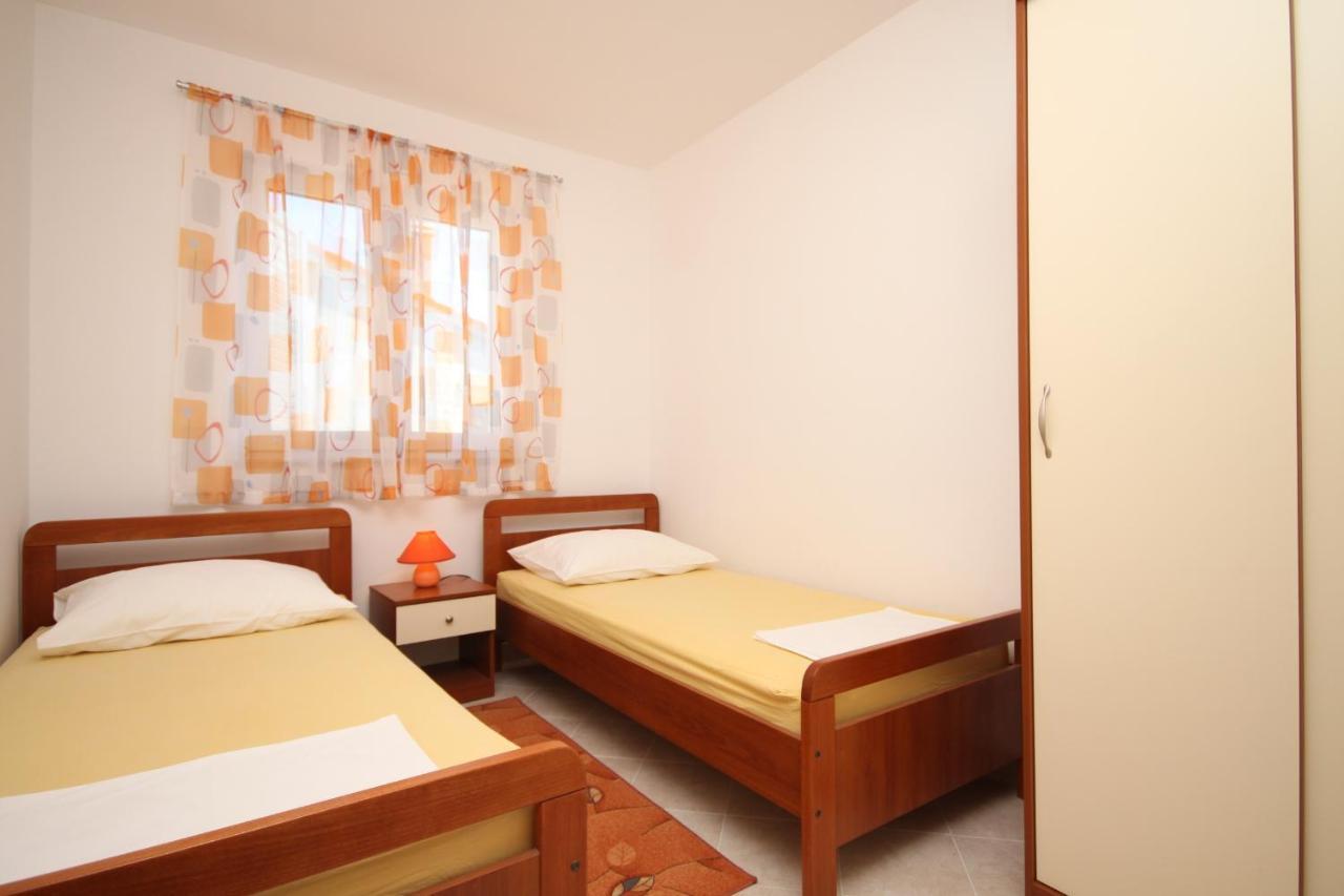 Apartments With A Parking Space Seget Vranjica, Trogir - 8507 Экстерьер фото