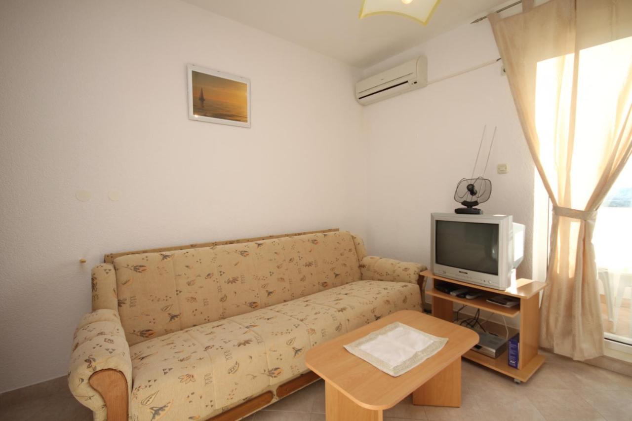 Apartments With A Parking Space Seget Vranjica, Trogir - 8507 Экстерьер фото